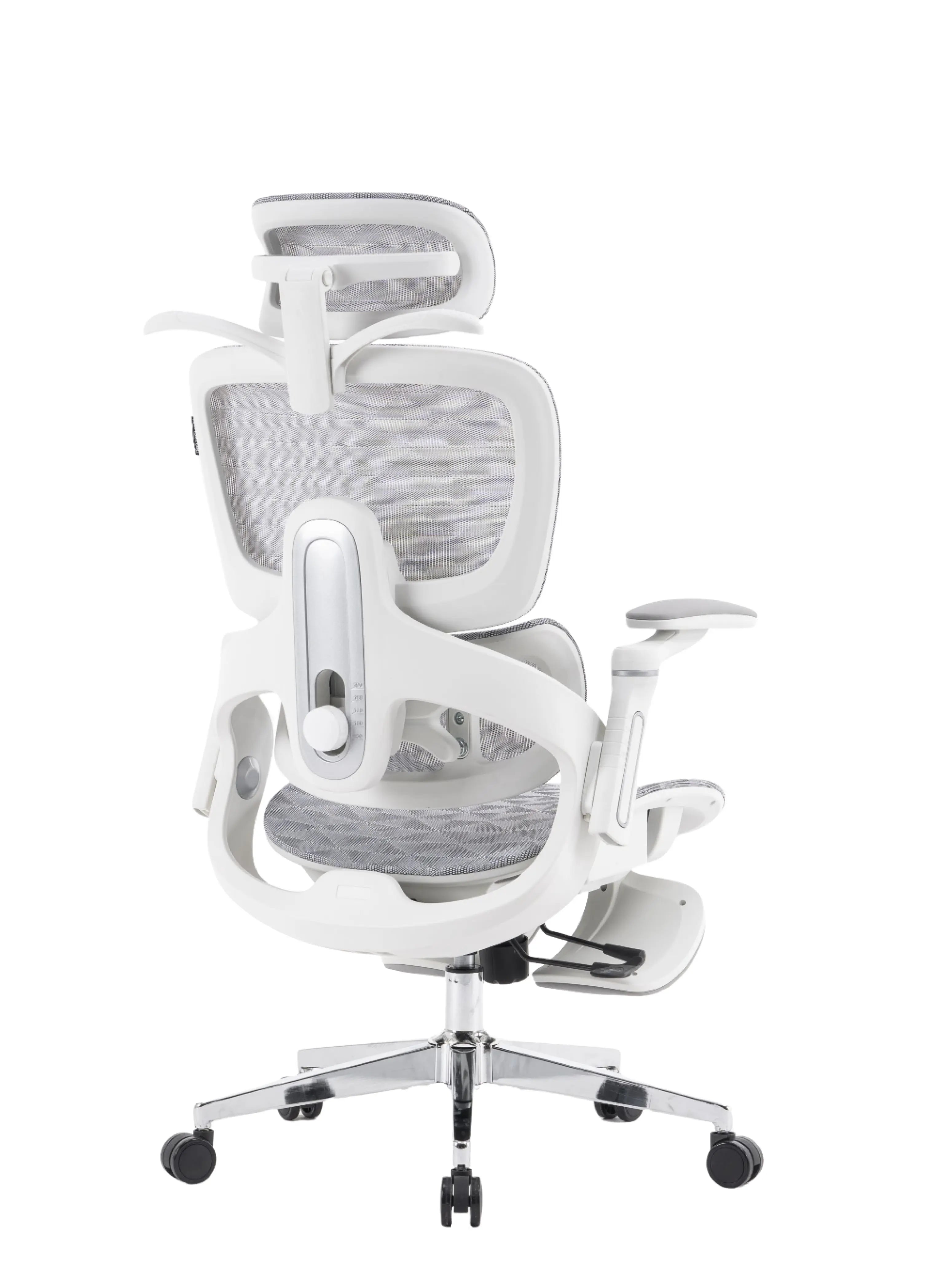 Parte de trás da cadeira presidente ergonômica perfs e5 branca. O modelo possui ajuste de altura e inclinação para a lombar.
